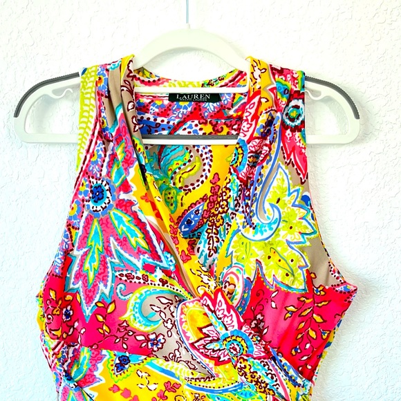 ⭐️Lauren Ralph Lauren⭐️Colorful print dress size 8💕Great condition 💕Sleeveless - Picture 3 of 10